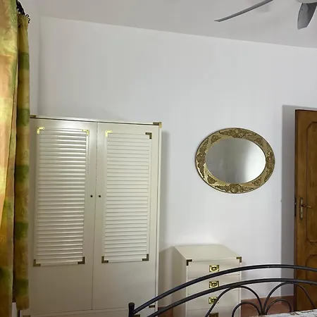 Casa Angela سنتولا